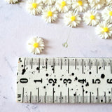 White Daisy Flatbacks - 20